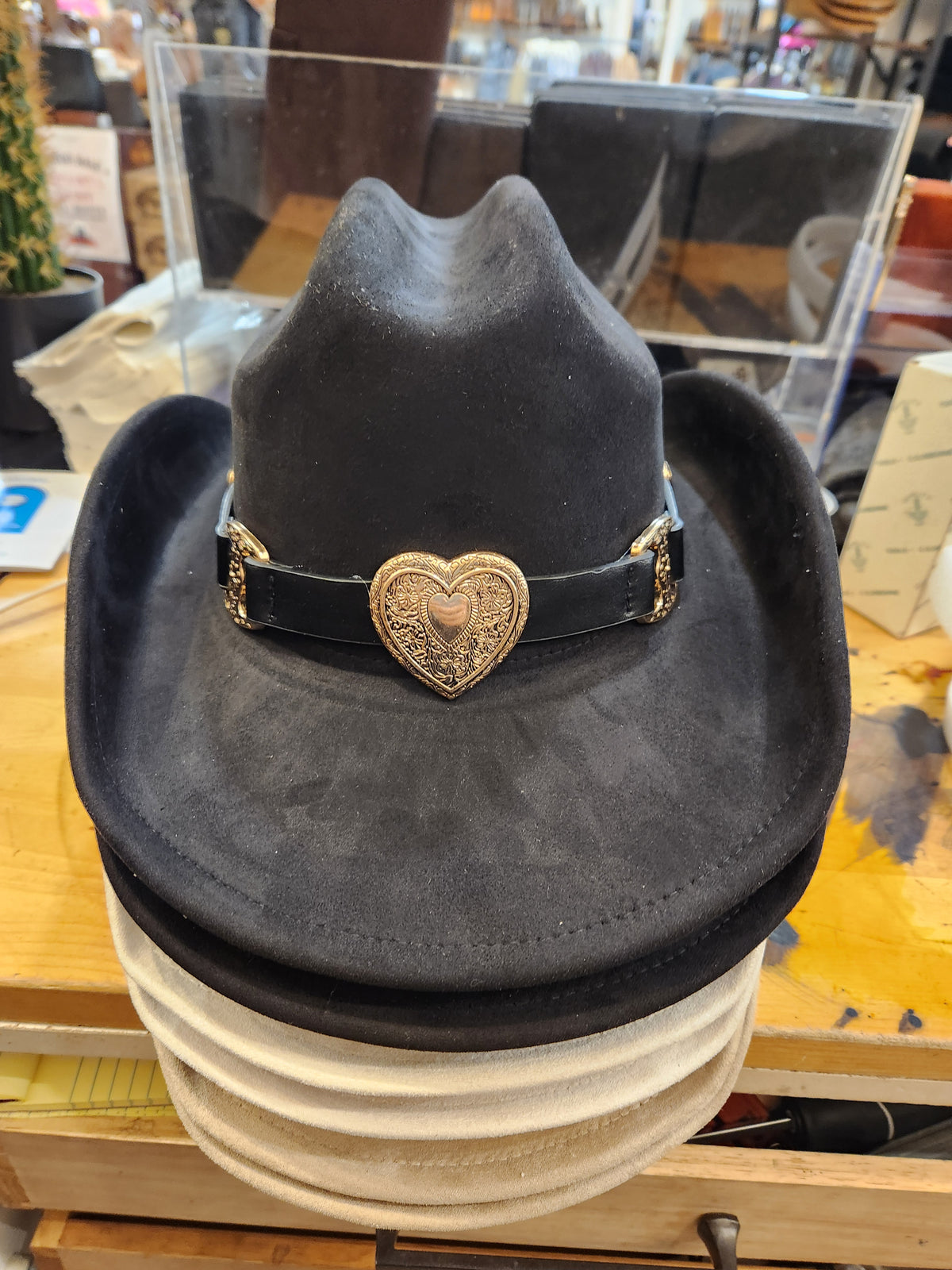 Marisa Heart Concho Hat