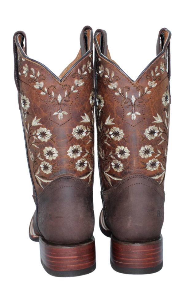 Zoe Shorter Shaft Cowgirl Boots