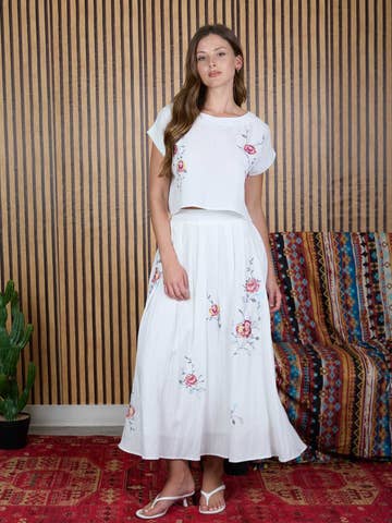 Vera Embroidery Pleated Skirt