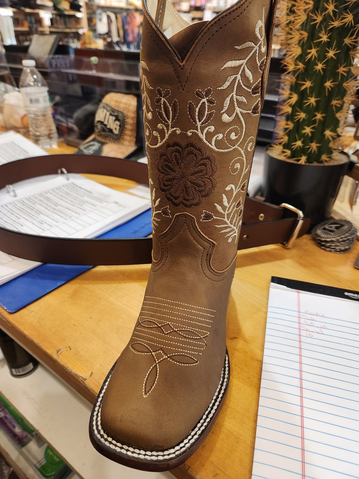 Katie Embroidery Cowgirl Boots (2 colors)