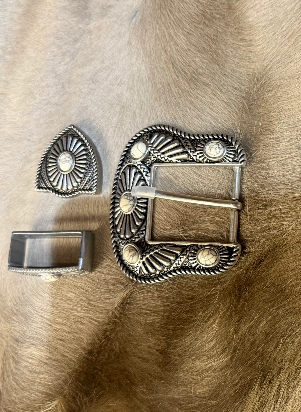 Corrine 3 Piece Buckle Set